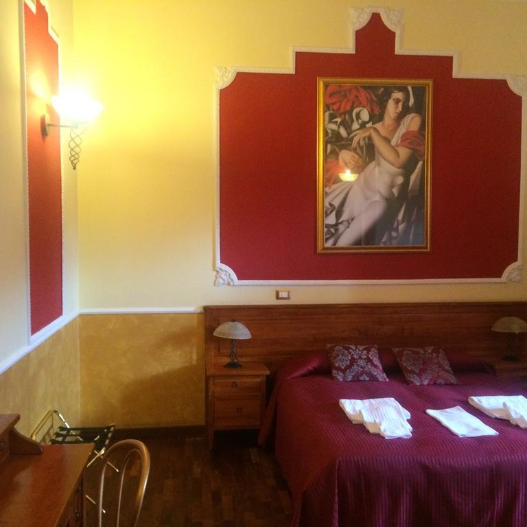 Tamara'S Suites Roma Camera foto