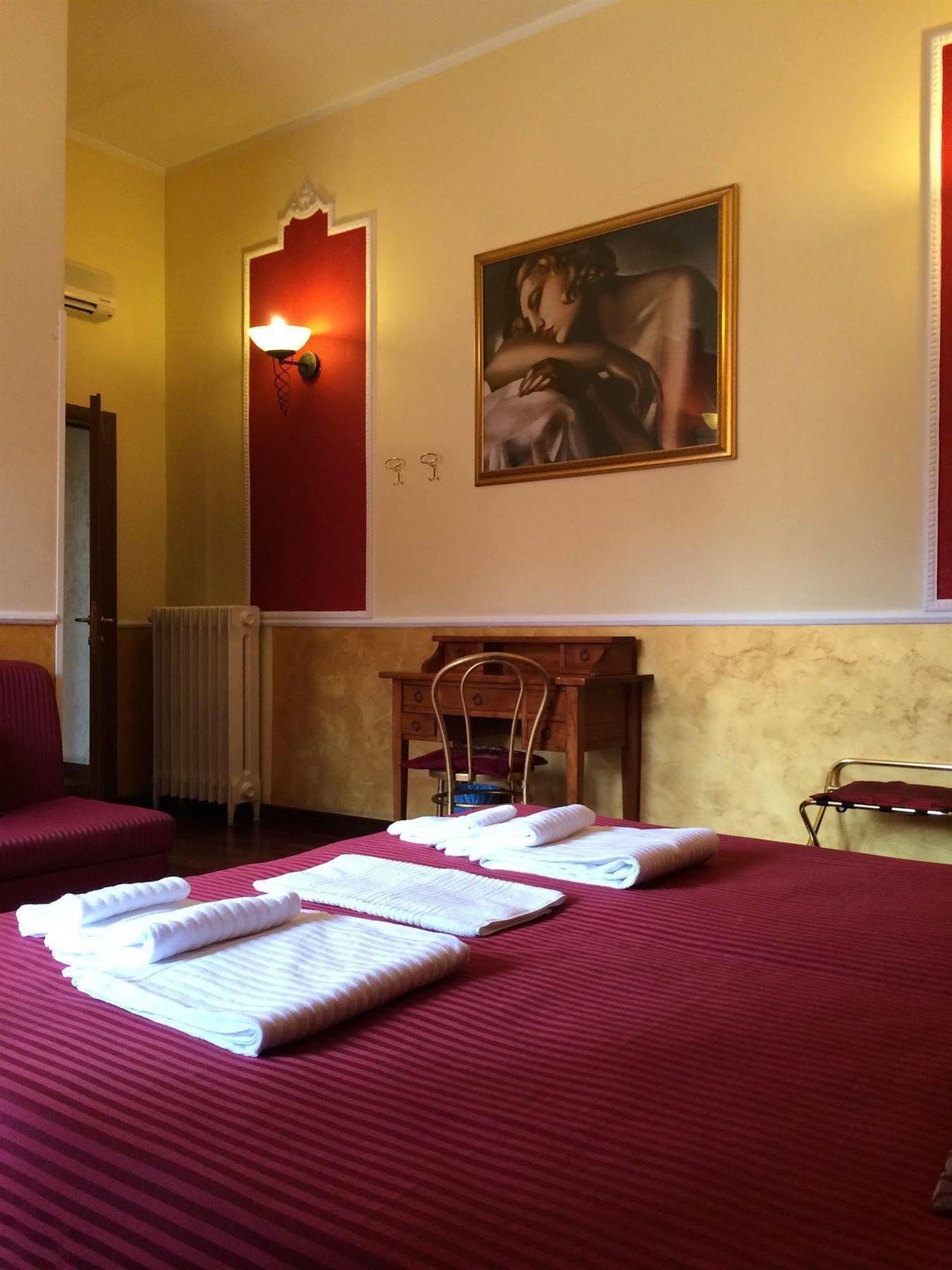 Tamara'S Suites Roma Esterno foto