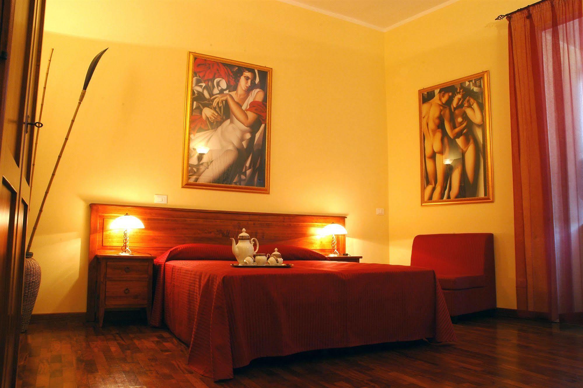 Tamara'S Suites Roma Esterno foto