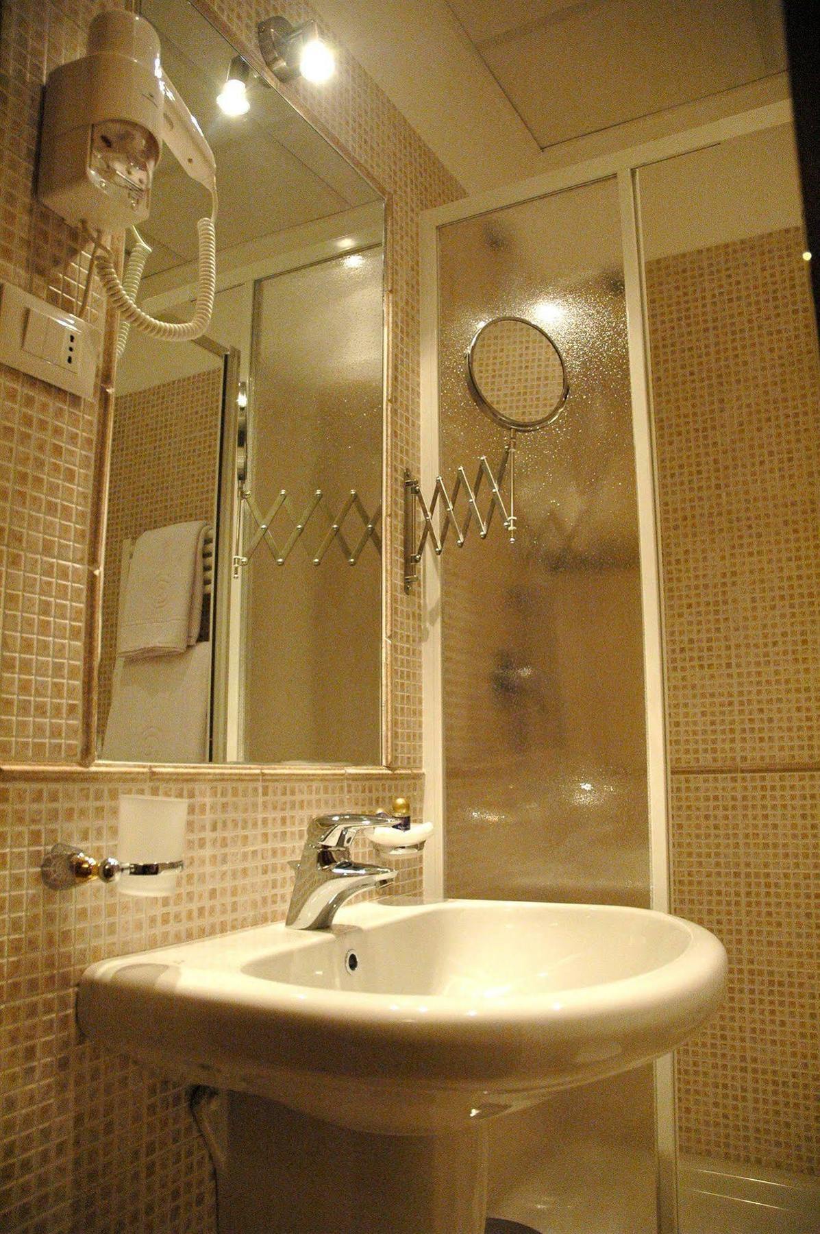 Tamara'S Suites Roma Esterno foto